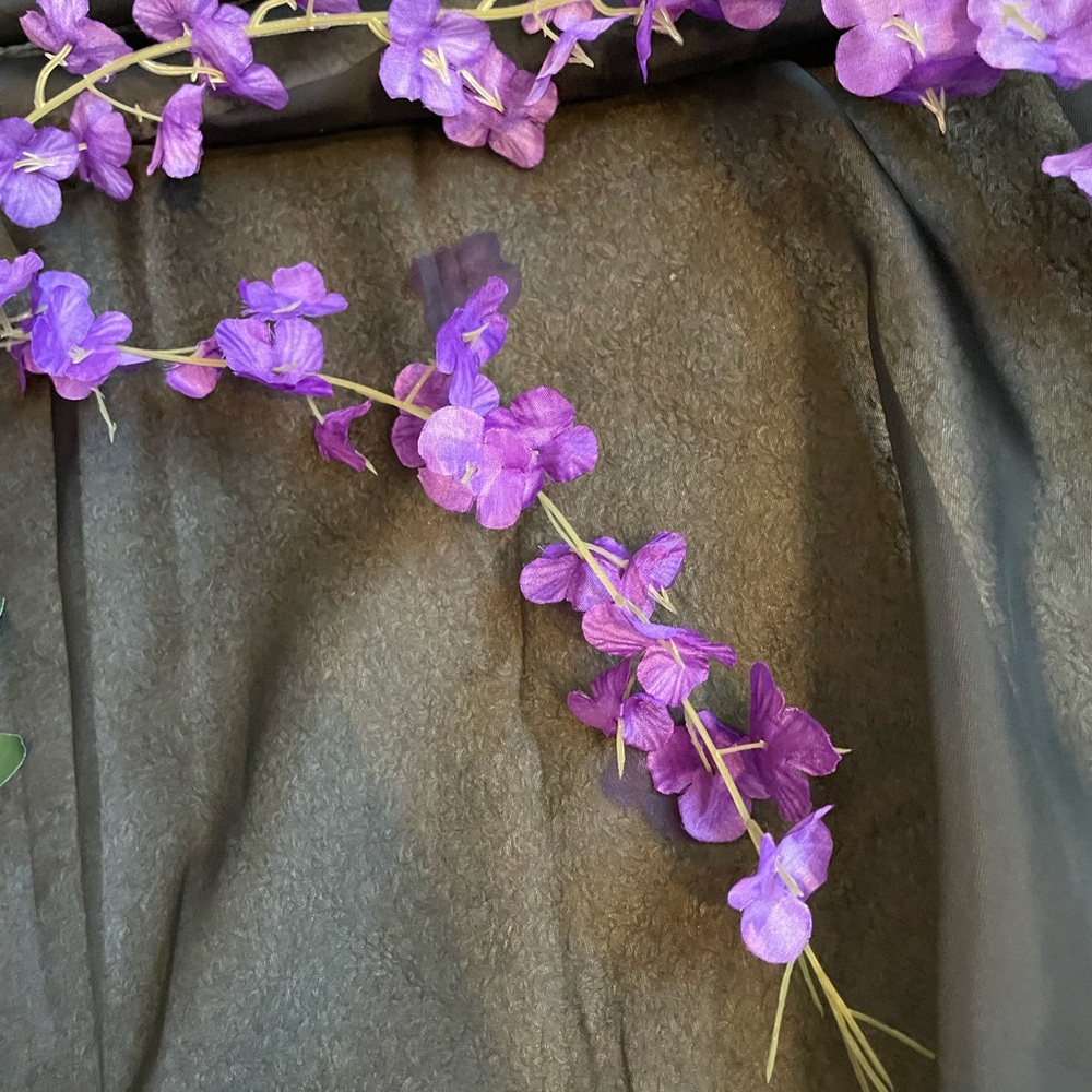 decor - 36” wisteria floral, purple